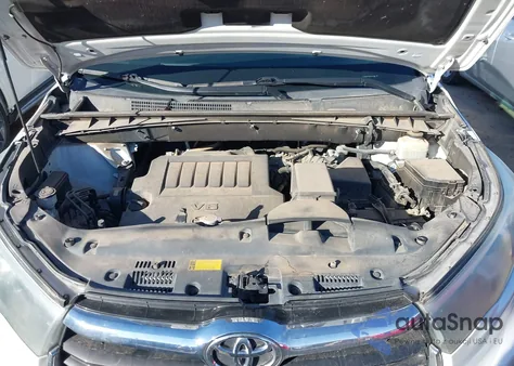 2016 Toyota Highlander Xle V6 z USA, uszkodzony, nr VIN 5TDKKRFH2GS141857